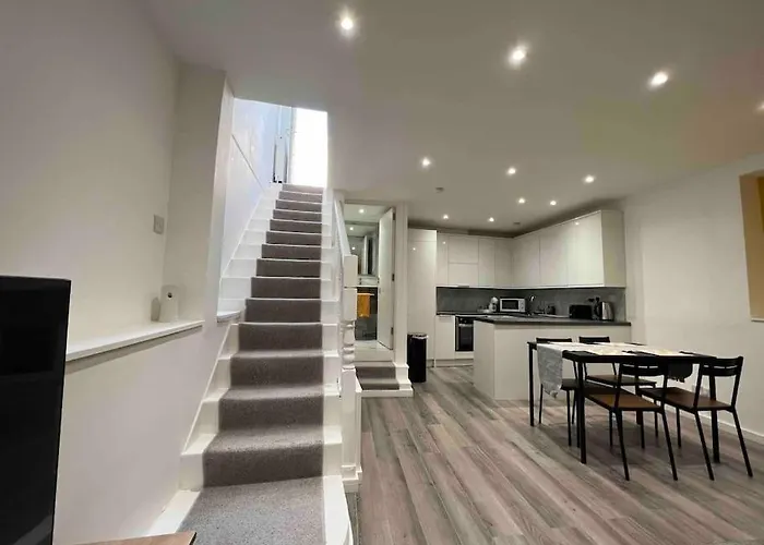 Stunning 3Br Maisonette In Brixton